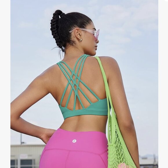 WORN ONCE: RUNNING GIRL Sports Bras Medium Support, Criss-Cross Strappy XL - Picture 4 of 10